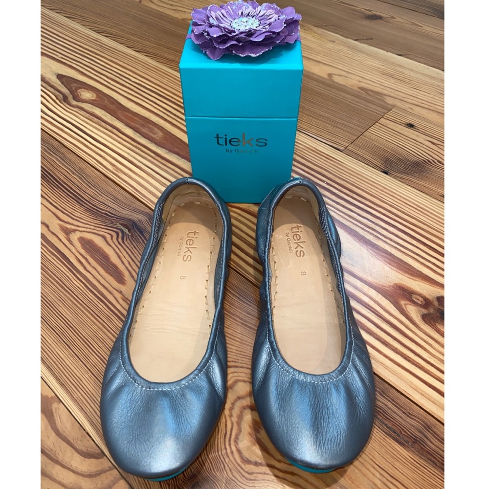 Tieks in color Metallic Pewter size 8! WORN ONCE!!